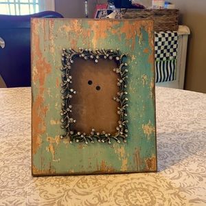 Embellished picture frame